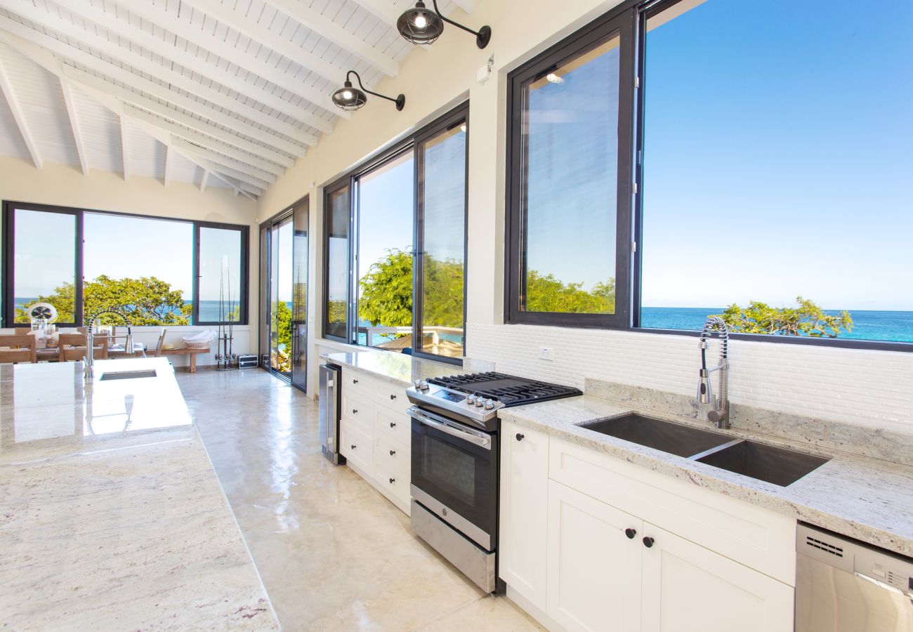 Villa in Limestone Bay - SandCastle Beach House Anguilla