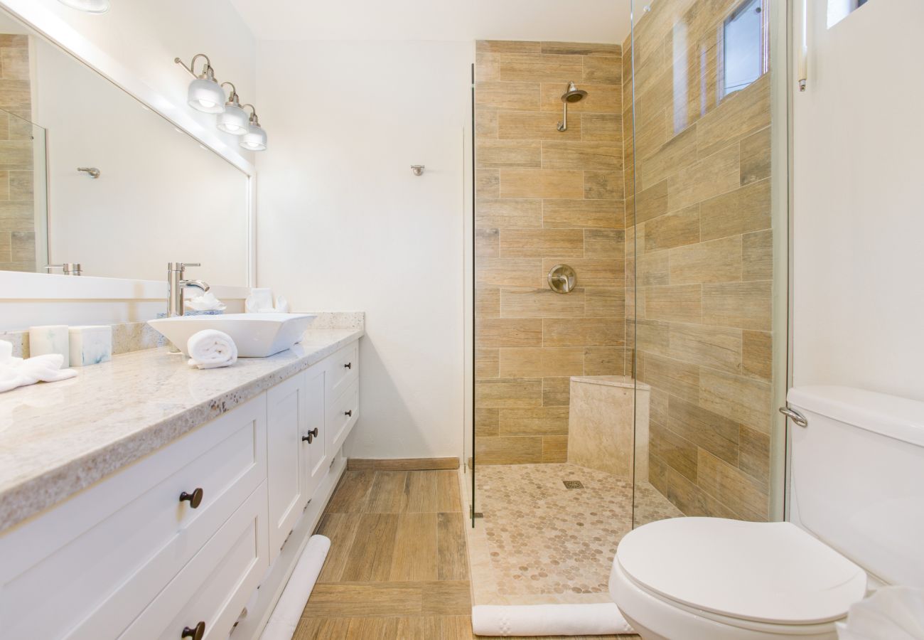 Villa in Limestone Bay - SandCastle Beach House Anguilla