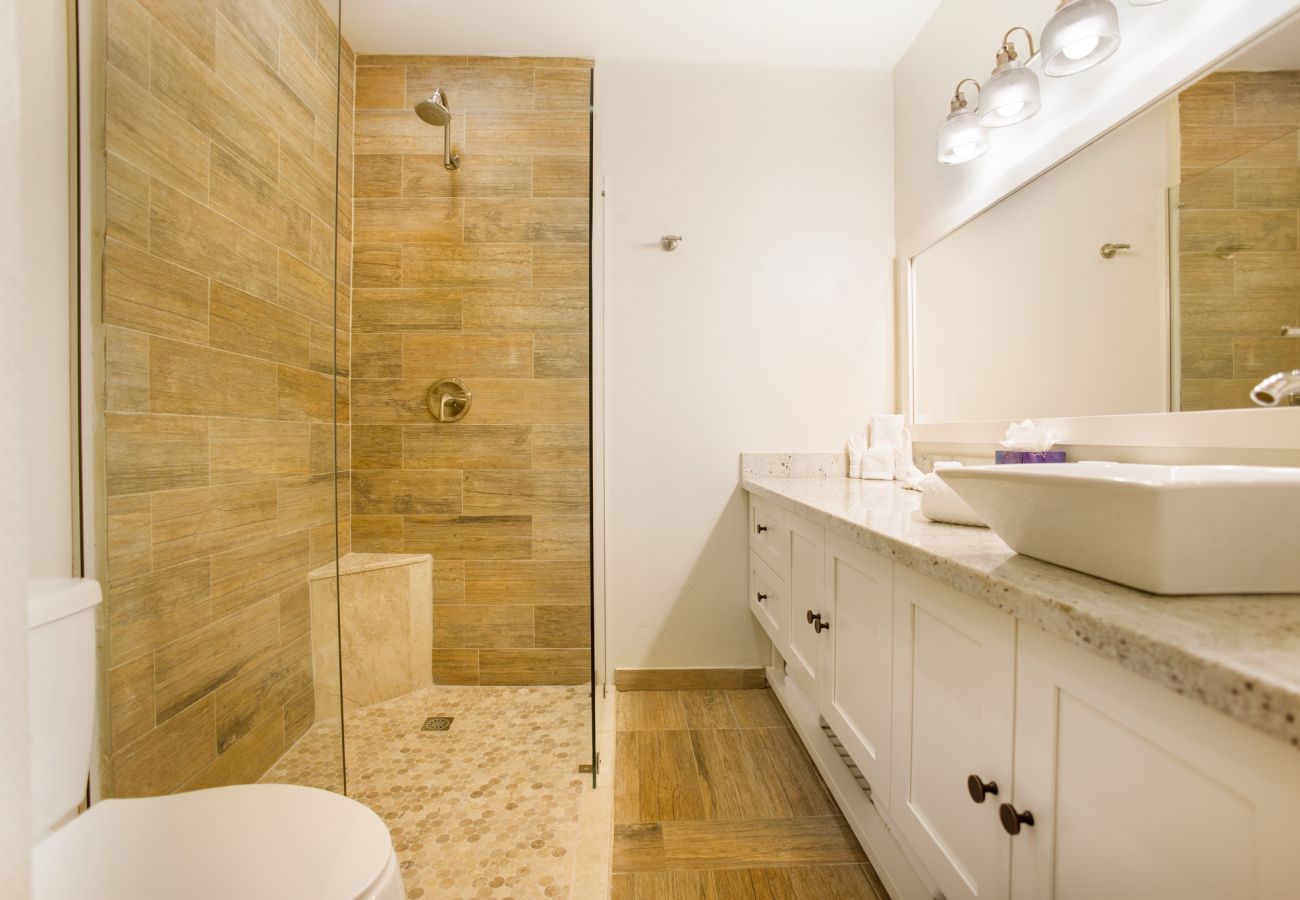 Villa in Limestone Bay - SandCastle Beach House Anguilla