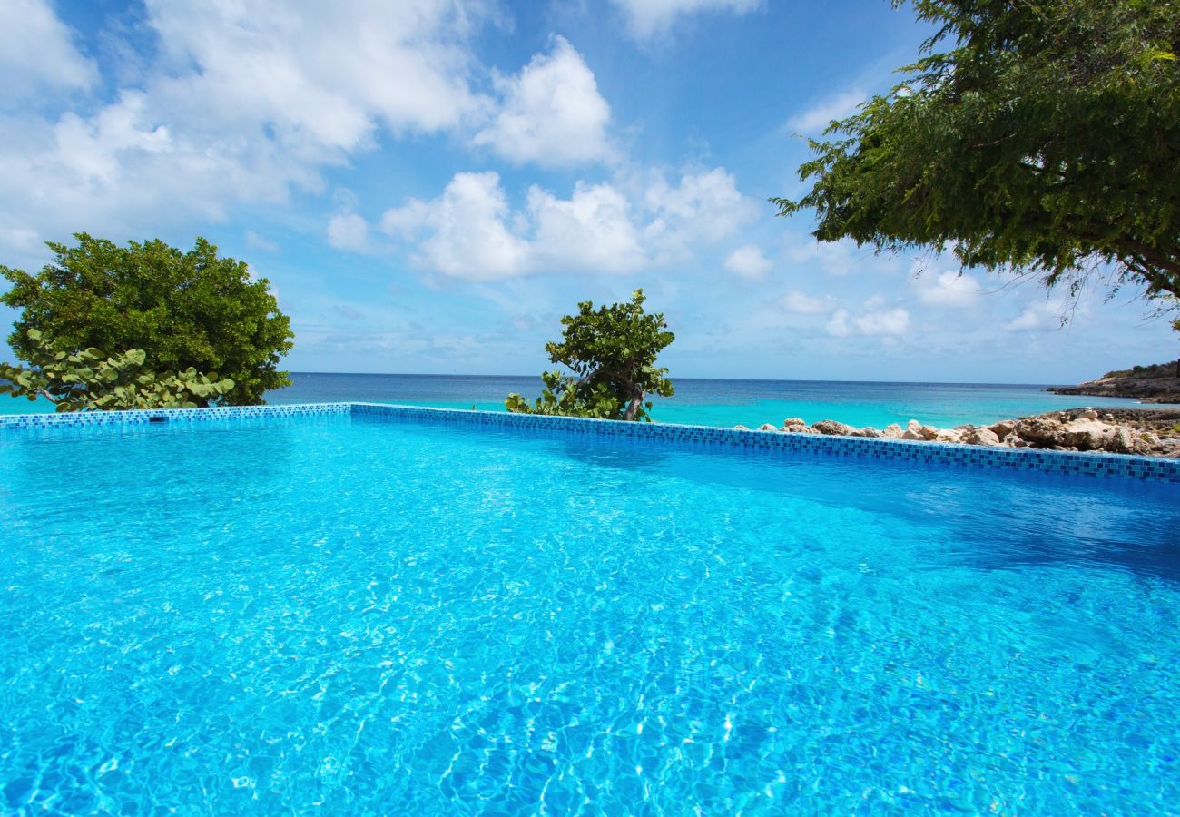 Villa in Limestone Bay - SandCastle Beach House Anguilla