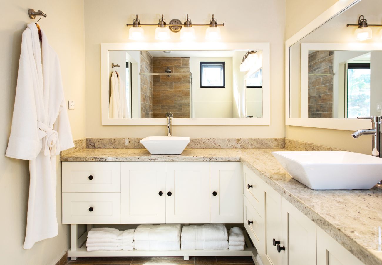 Villa in Limestone Bay - SandCastle Beach House Anguilla