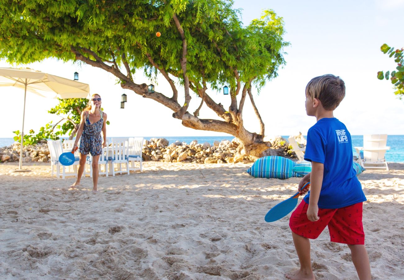 Villa in Limestone Bay - SandCastle Beach House Anguilla