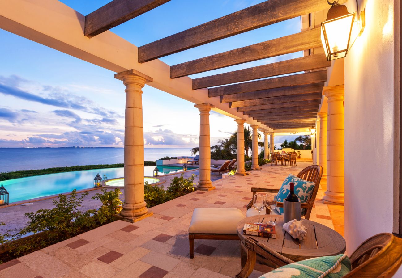 Villa in Cul du Sac - Villa Alegria Anguilla