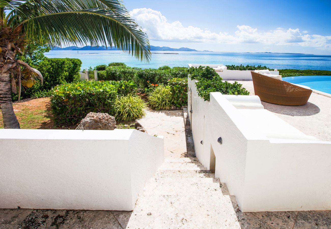 Villa in Cul du Sac - Villa Alegria Anguilla