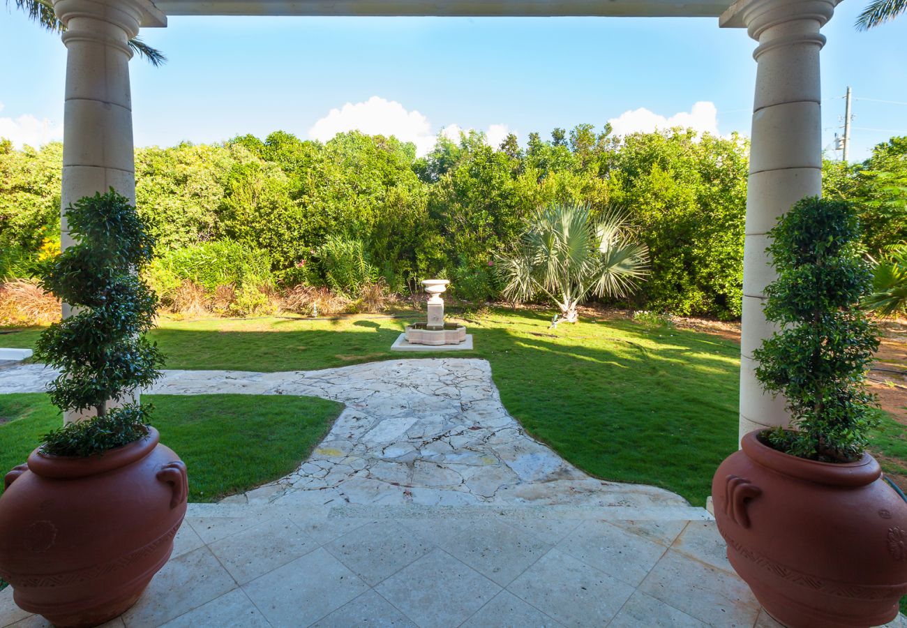 Villa in Cul du Sac - Villa Alegria Anguilla