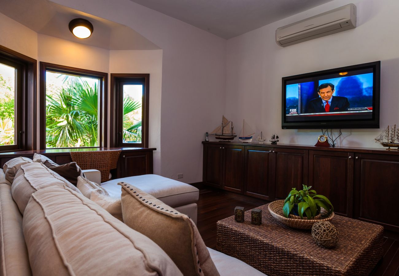 Villa in Cul du Sac - Villa Alegria Anguilla