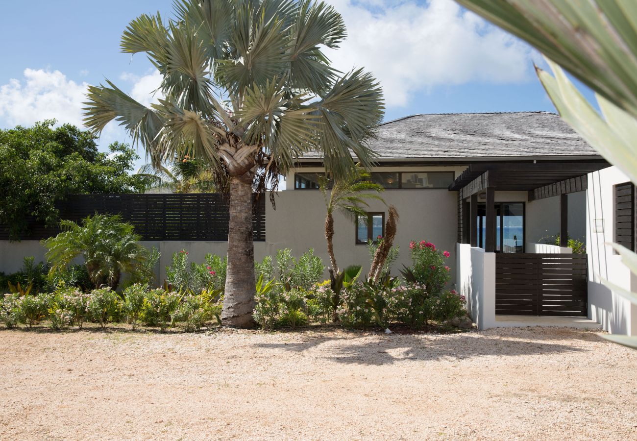 Villa in Little Harbour - Anani at Kamique Anguilla