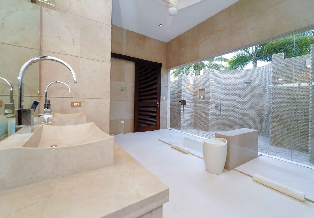 Villa in Meads Bay - The Beach House Anguilla