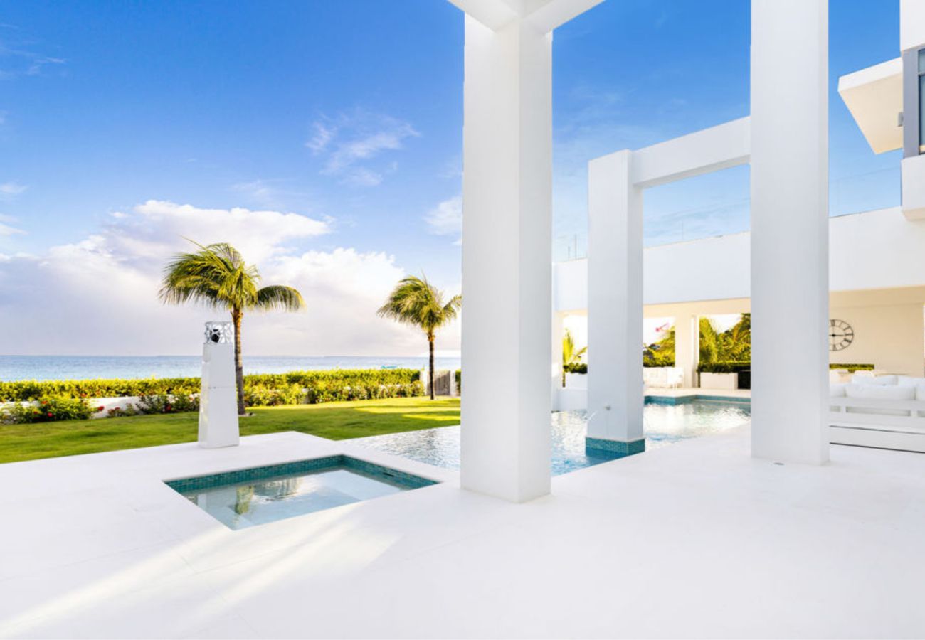 Villa in Meads Bay - The Beach House Anguilla