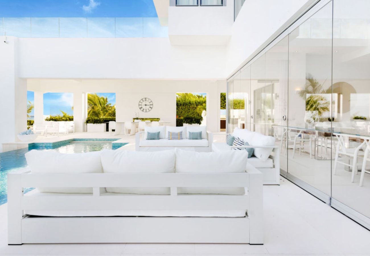 Villa in Meads Bay - The Beach House Anguilla