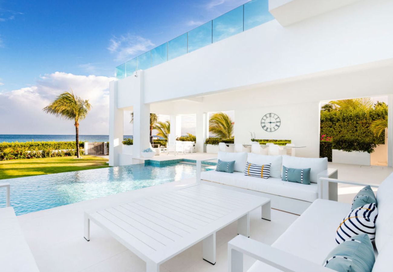 Villa in Meads Bay - The Beach House Anguilla