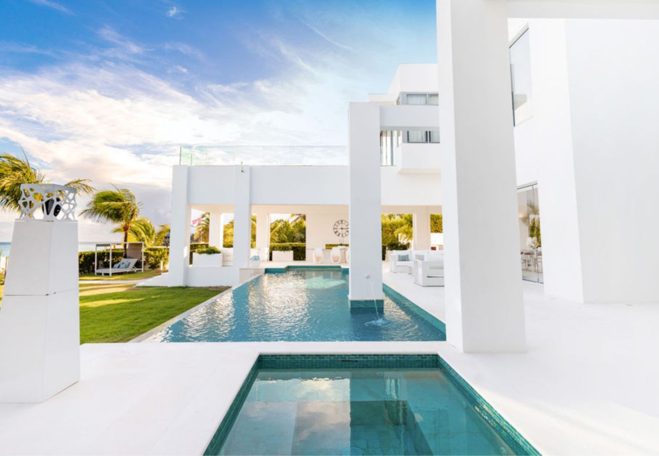 Villa in Meads Bay - The Beach House Anguilla