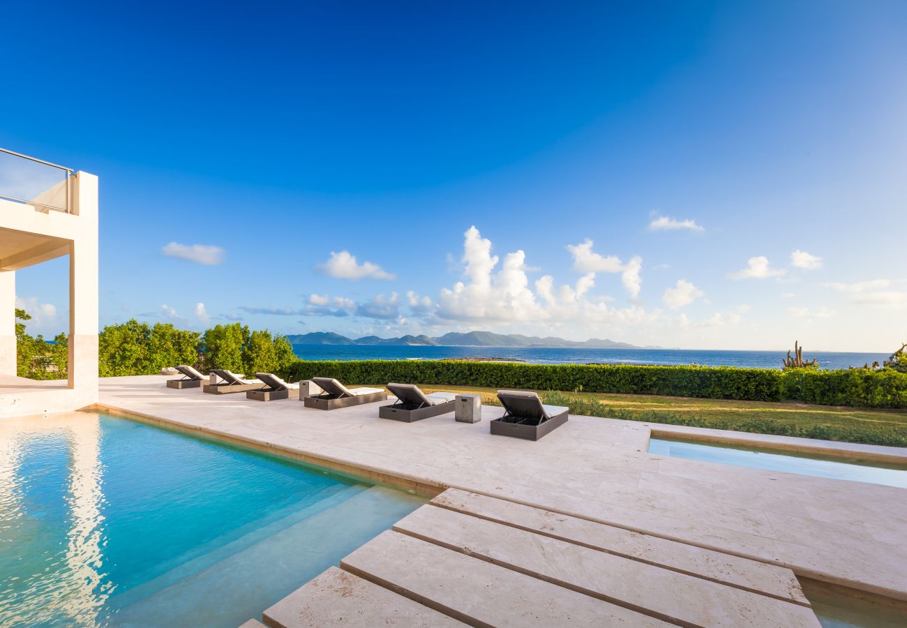 Villa in Lockrum Bay - Beaches Edge Anguilla