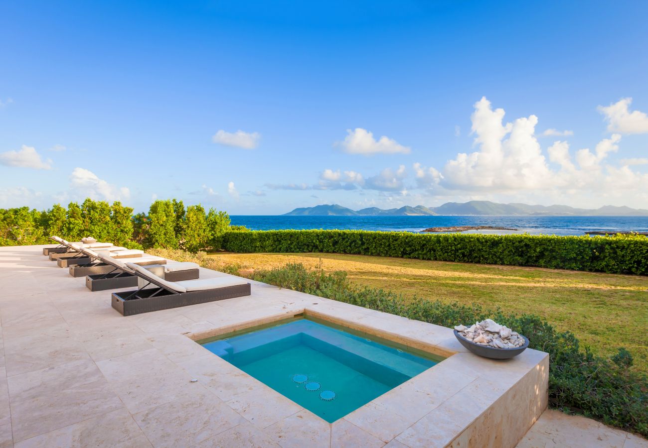 Villa in Lockrum Bay - Beaches Edge Anguilla