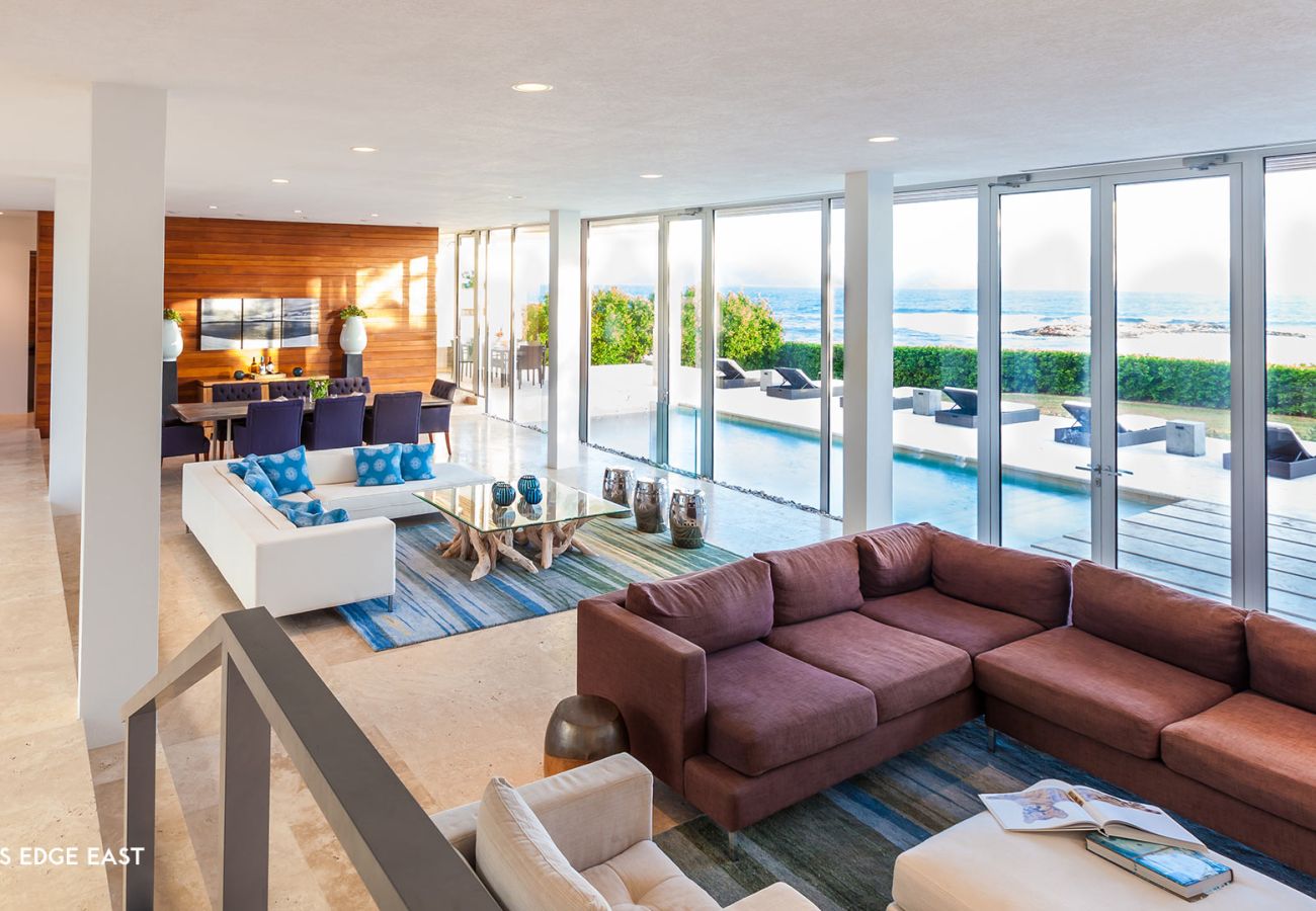 Villa in Lockrum Bay - Beaches Edge Anguilla