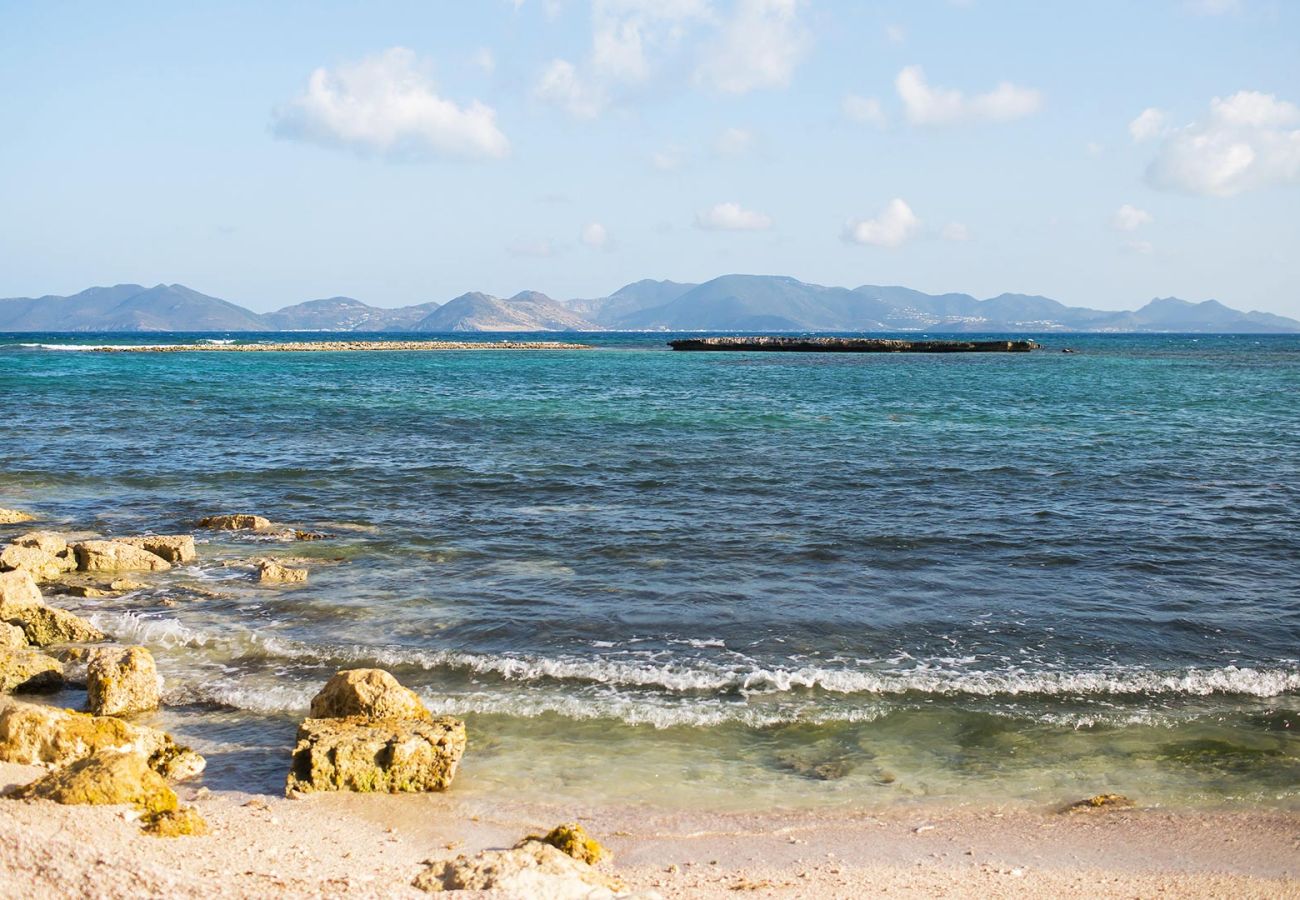 Villa in Lockrum Bay - Champagne Shores Anguilla