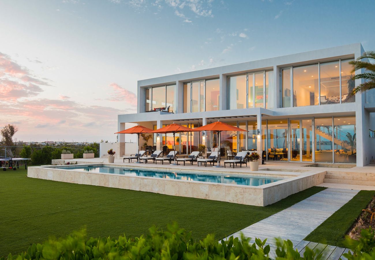 Villa in Lockrum Bay - Champagne Shores Anguilla