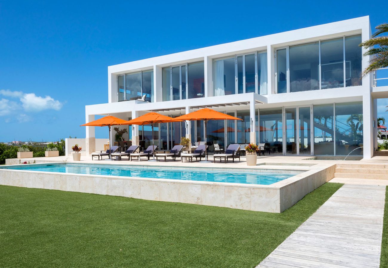 Villa in Lockrum Bay - Champagne Shores Anguilla