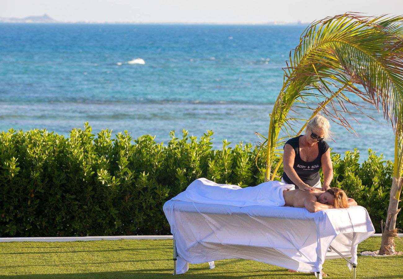 Villa in Lockrum Bay - Champagne Shores Anguilla