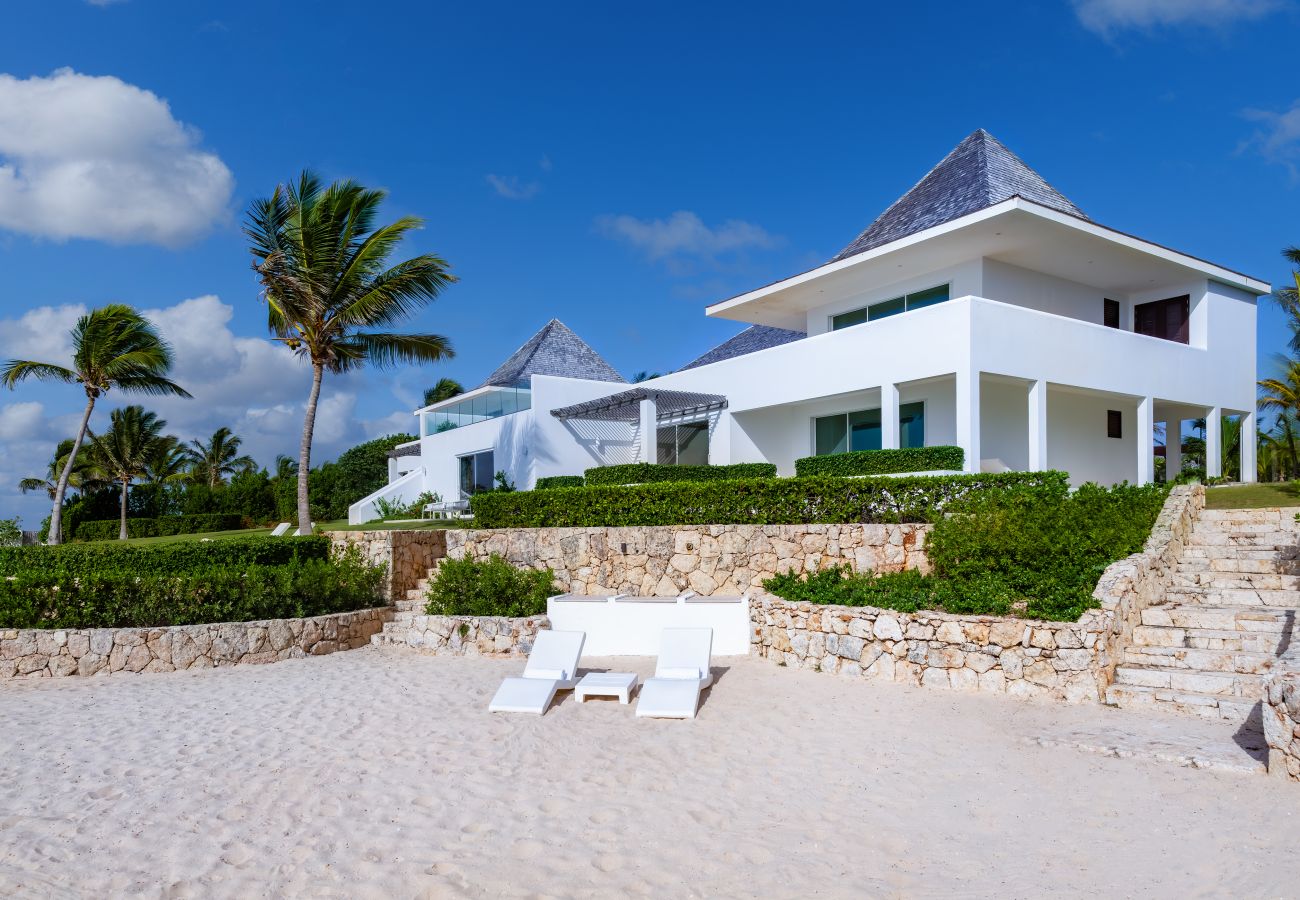 Villa in Little Harbour - Le Bleu Anguilla