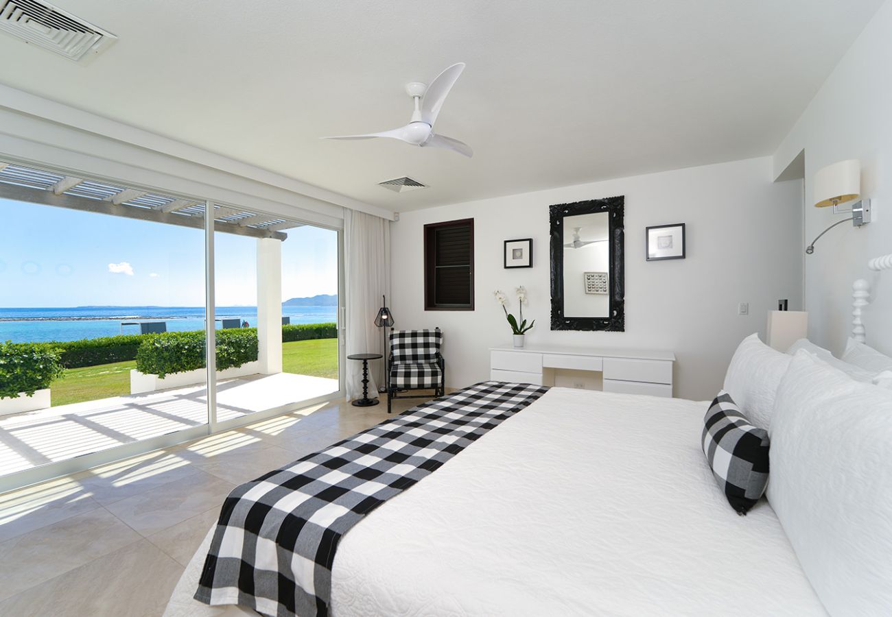 Villa in Little Harbour - Le Bleu Anguilla