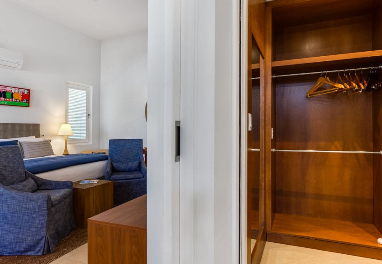 Villa in Rendezvous Bay - Shiloh Villa Anguilla