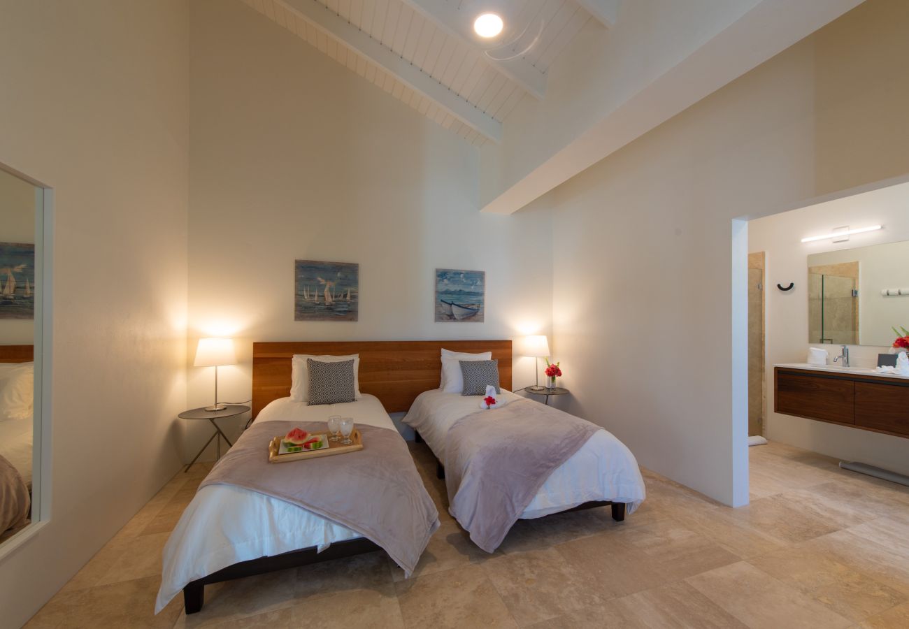 Villa in Lockrum Bay - Round Rock Villa Anguilla