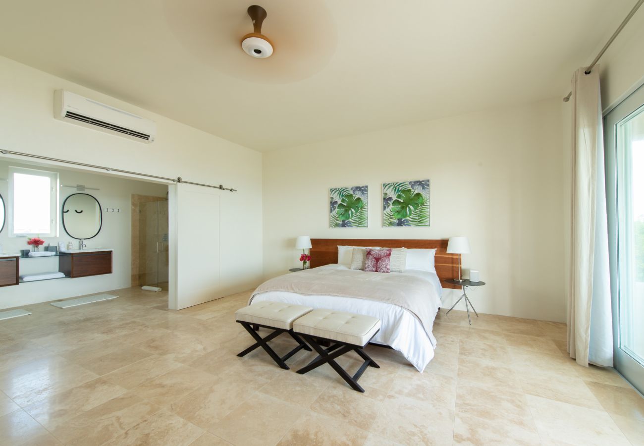 Villa in Lockrum Bay - Round Rock Villa Anguilla