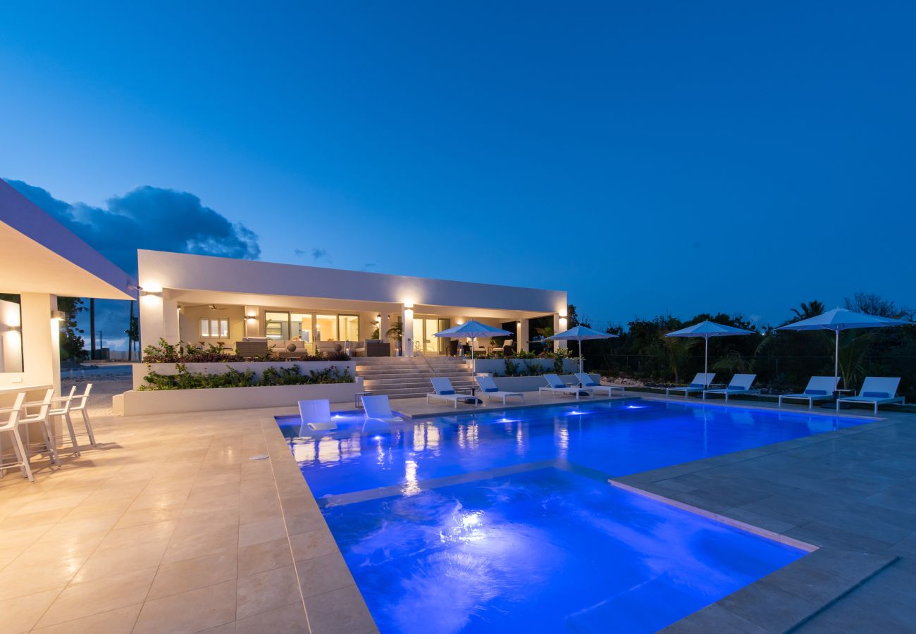 Villa in Lockrum Bay - Round Rock Villa Anguilla