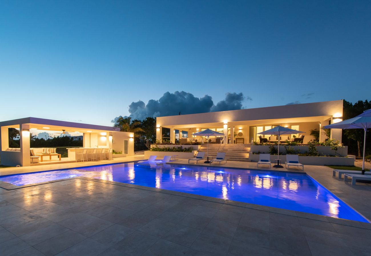 Villa in Lockrum Bay - Round Rock Villa Anguilla