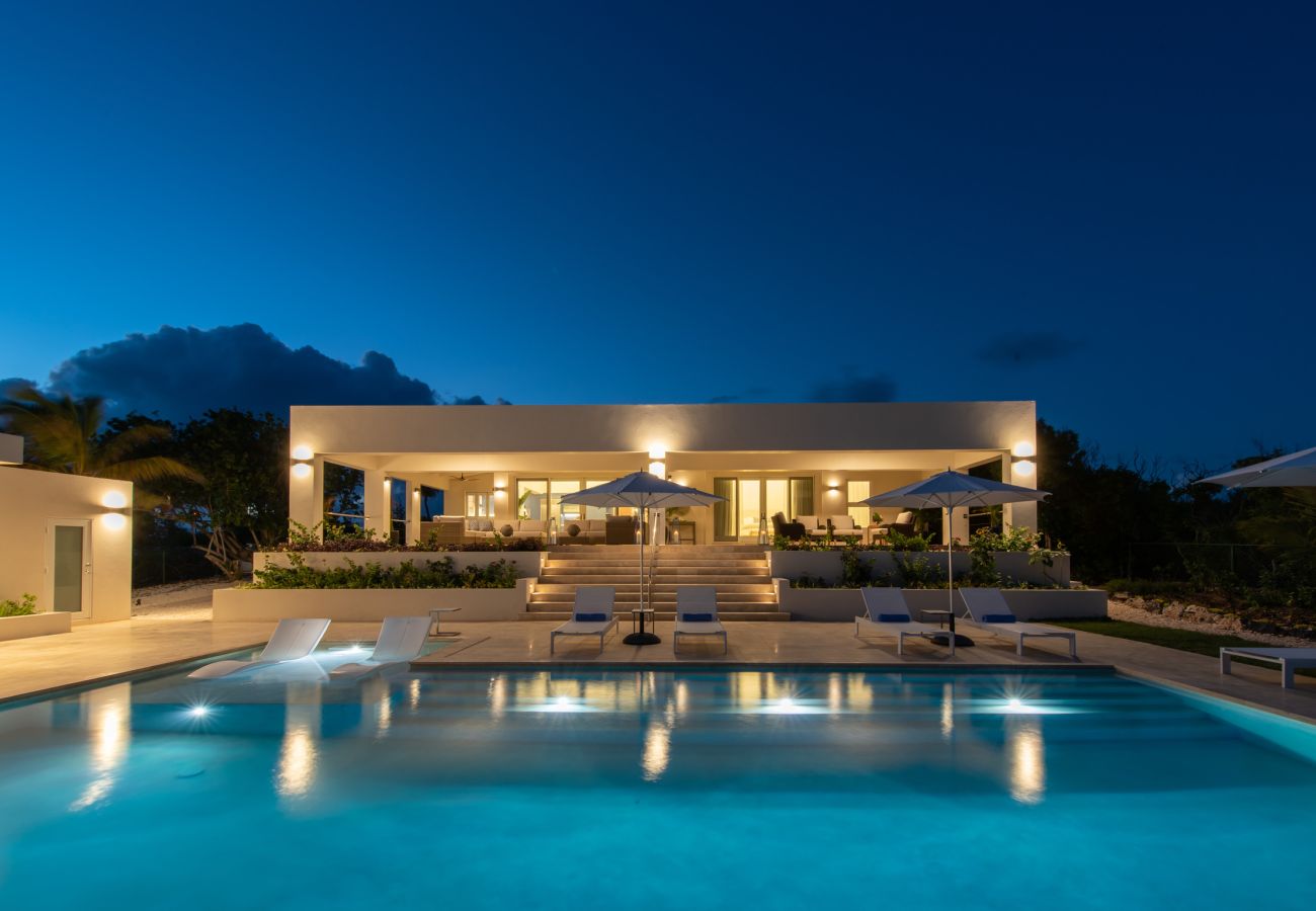Villa in Lockrum Bay - Round Rock Villa Anguilla