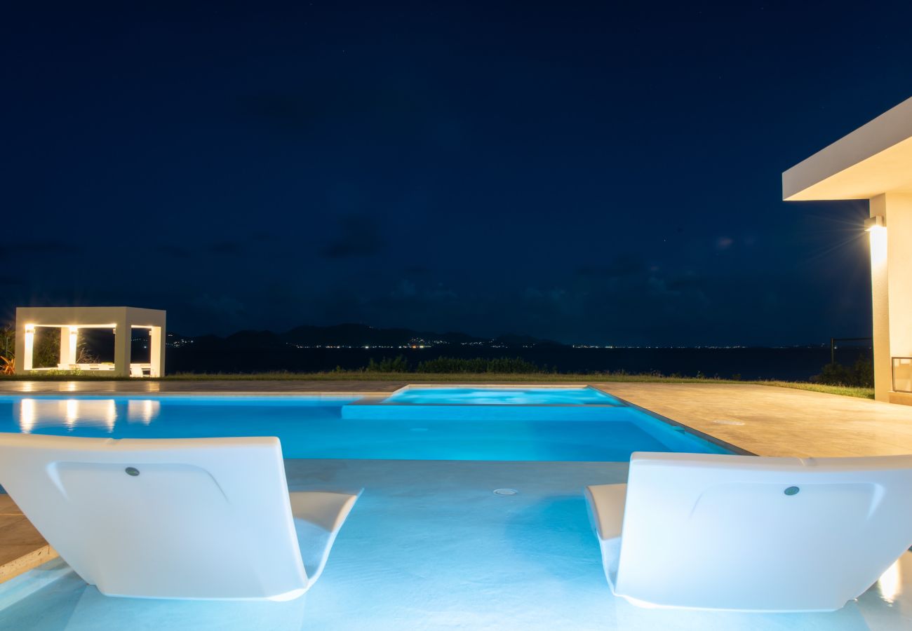 Villa in Lockrum Bay - Round Rock Villa Anguilla