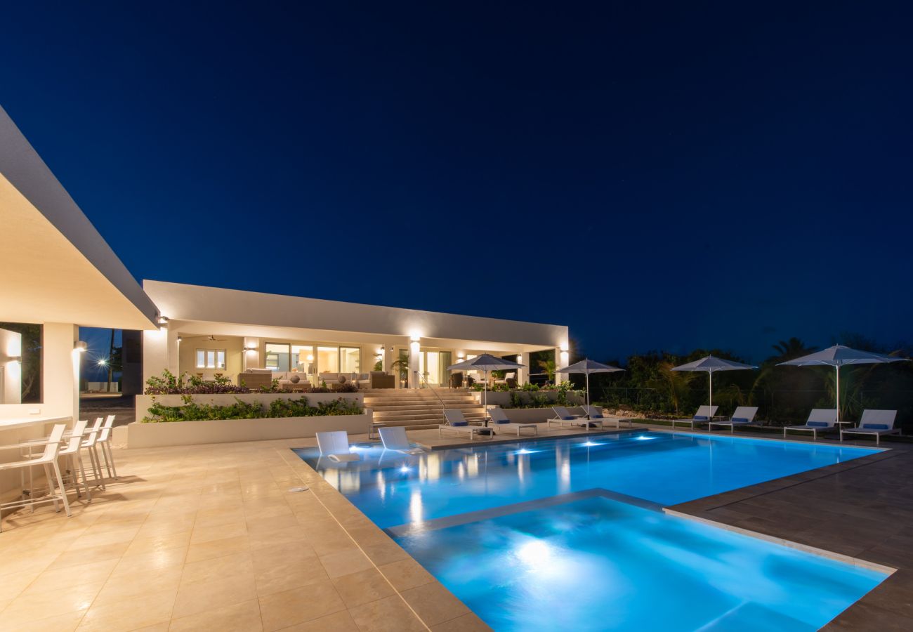 Villa in Lockrum Bay - Round Rock Villa Anguilla