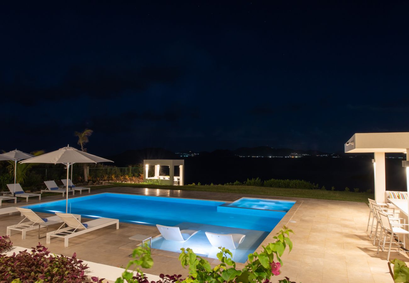 Villa in Lockrum Bay - Round Rock Villa Anguilla