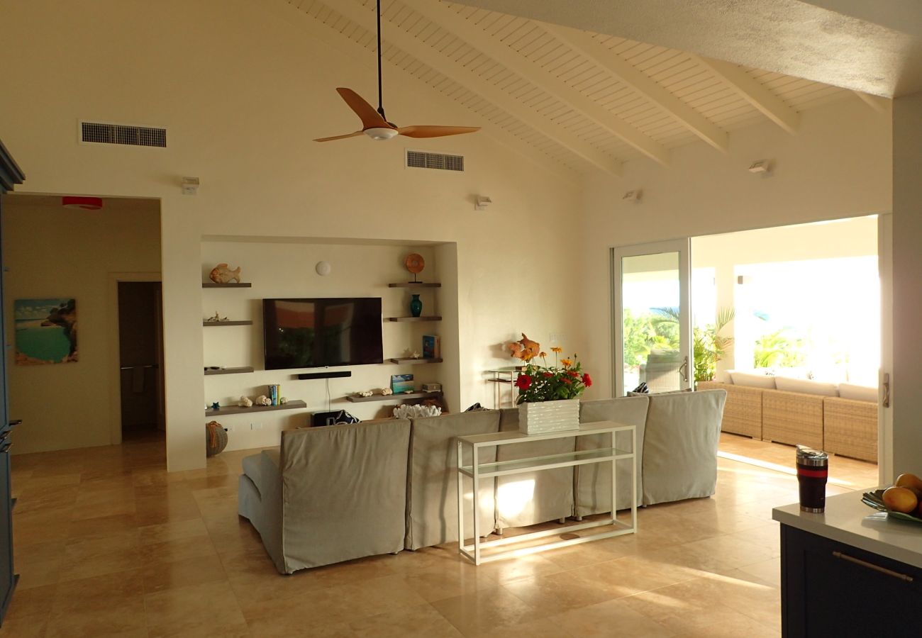 Villa in Lockrum Bay - Round Rock Villa Anguilla