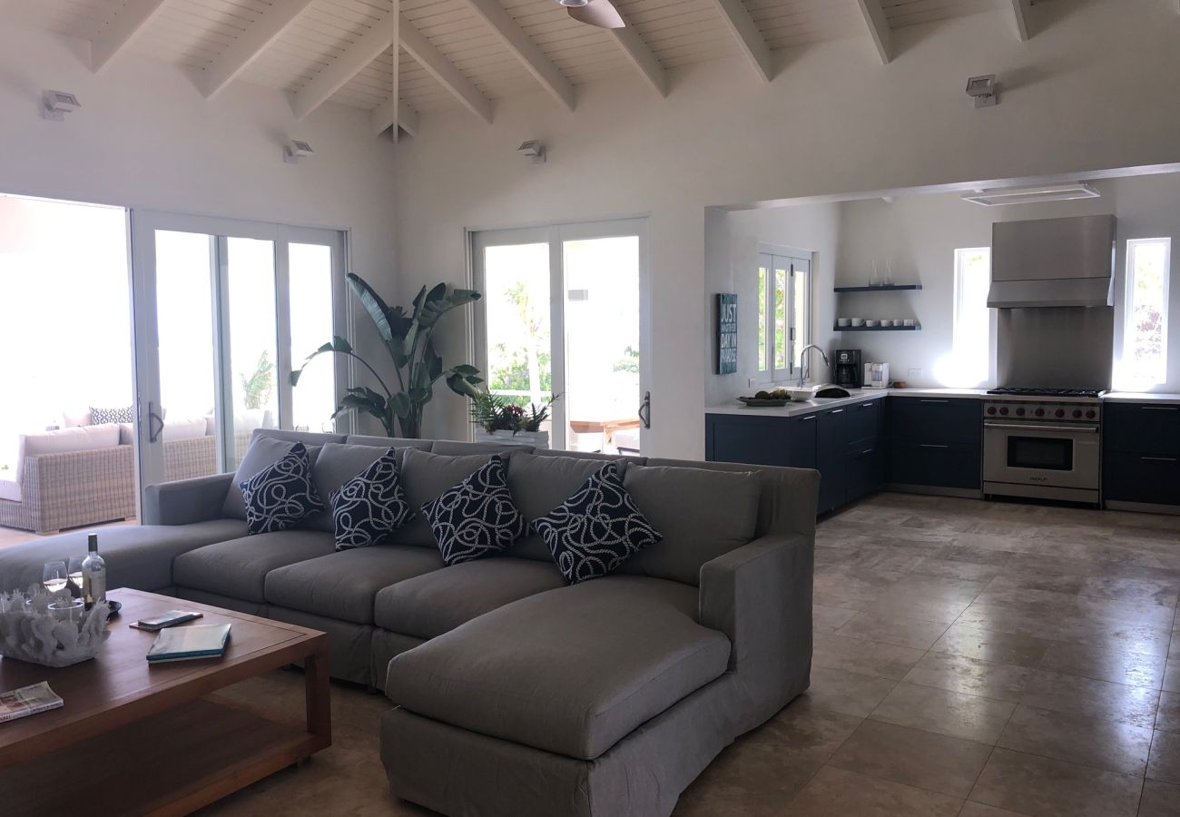 Villa in Lockrum Bay - Round Rock Villa Anguilla