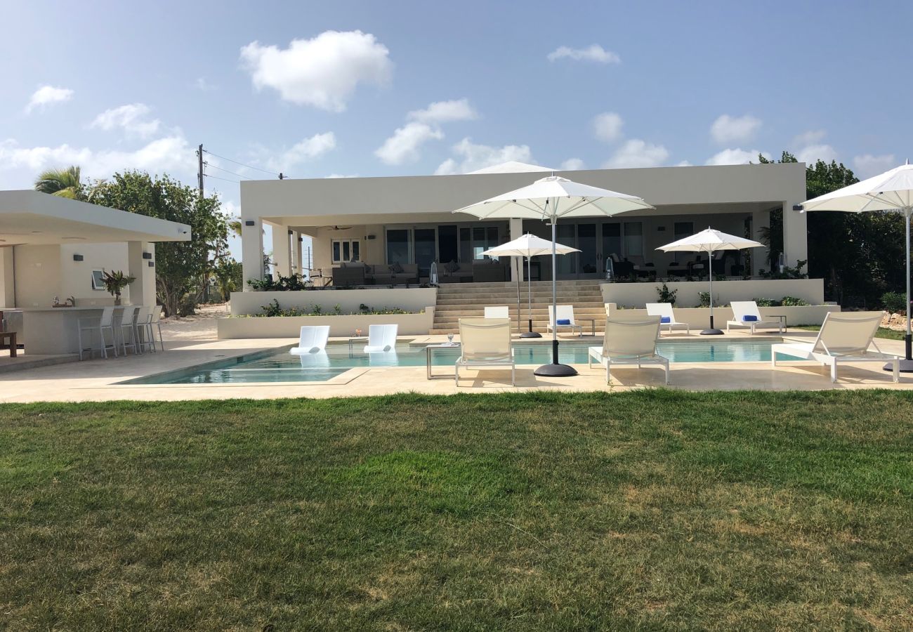 Villa in Lockrum Bay - Round Rock Villa Anguilla