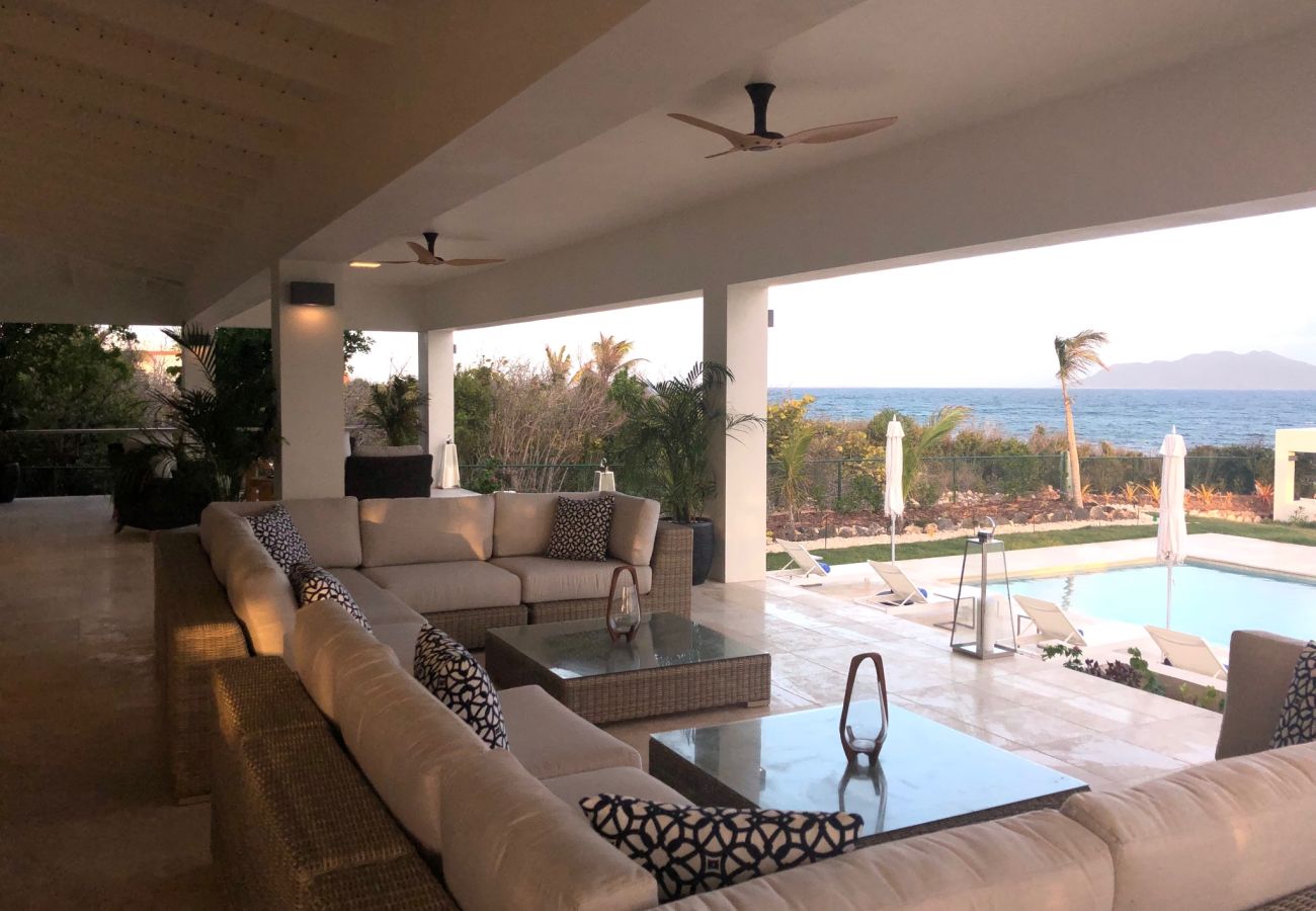 Villa in Lockrum Bay - Round Rock Villa Anguilla