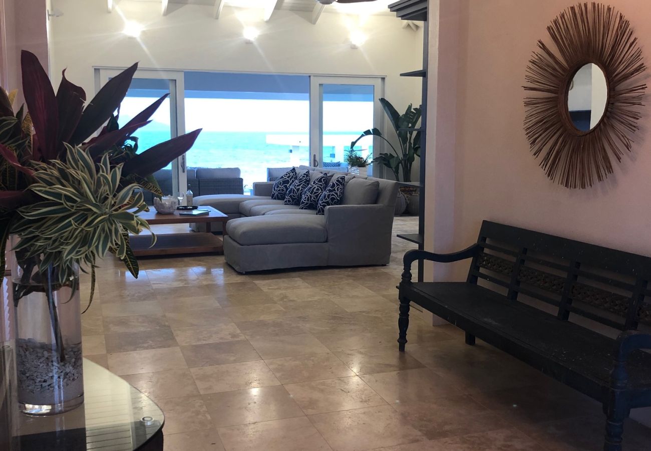 Villa in Lockrum Bay - Round Rock Villa Anguilla