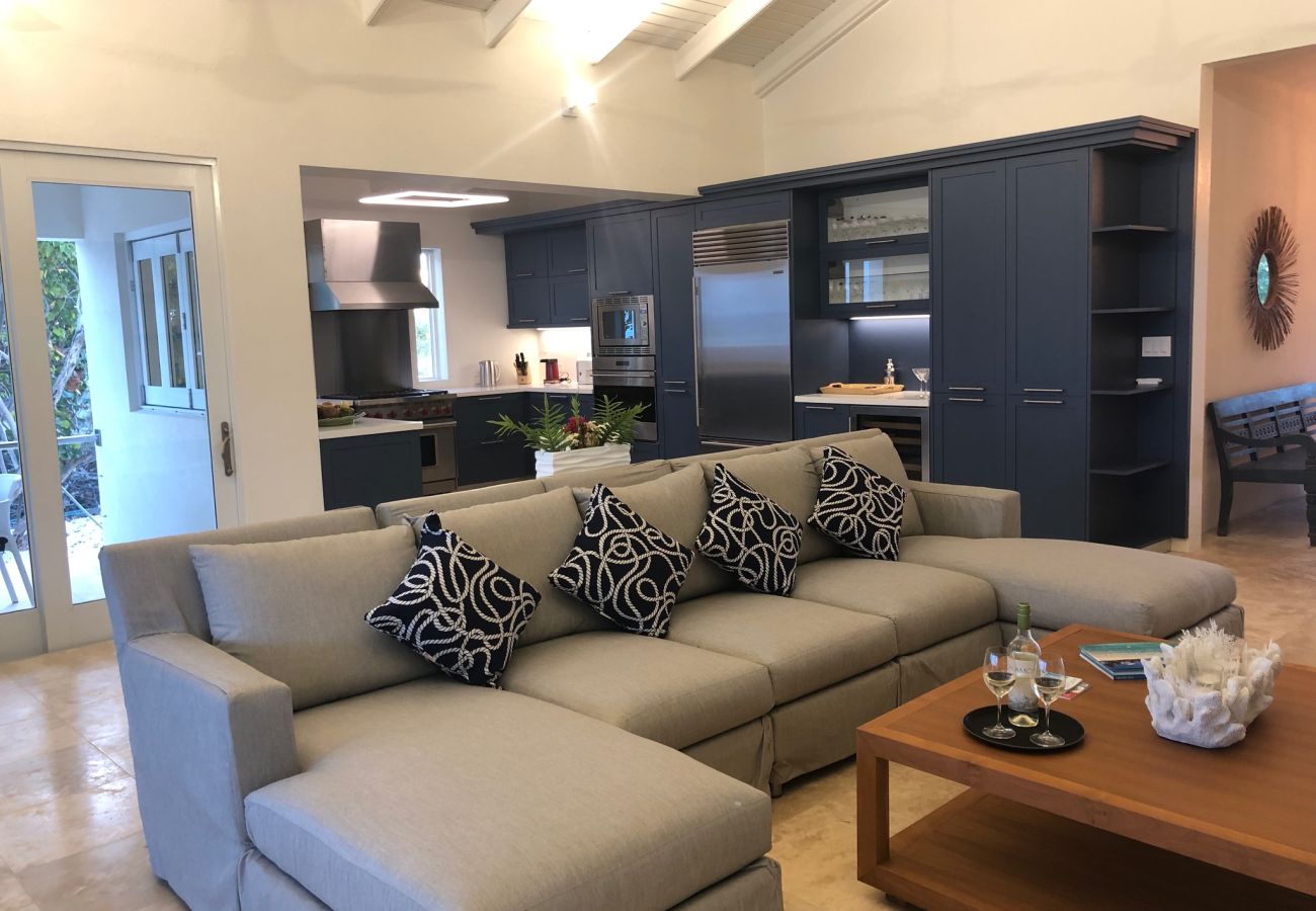 Villa in Lockrum Bay - Round Rock Villa Anguilla