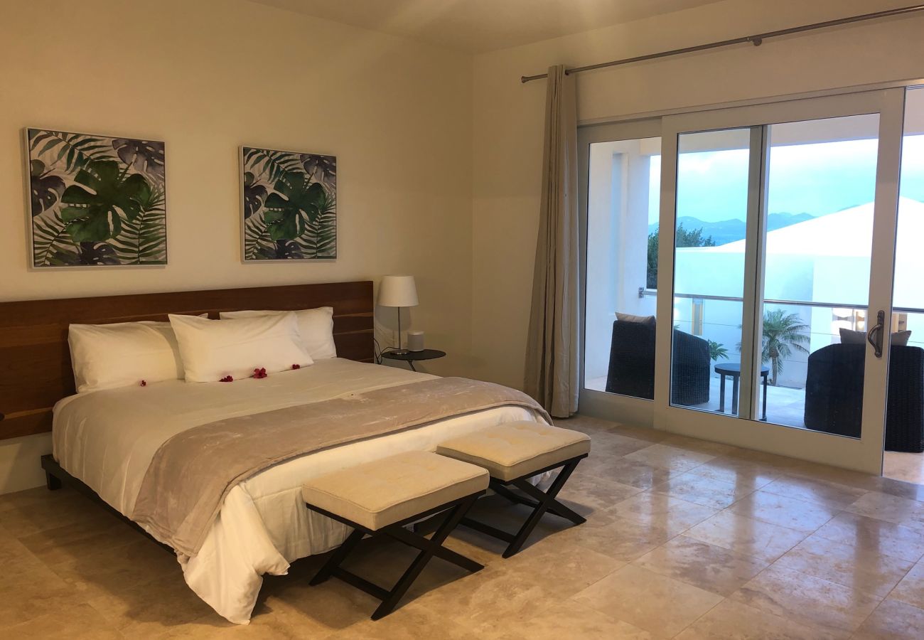 Villa in Lockrum Bay - Round Rock Villa Anguilla