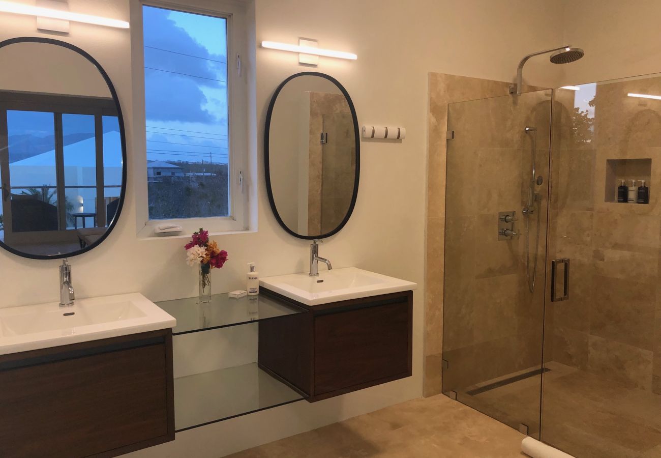 Villa in Lockrum Bay - Round Rock Villa Anguilla