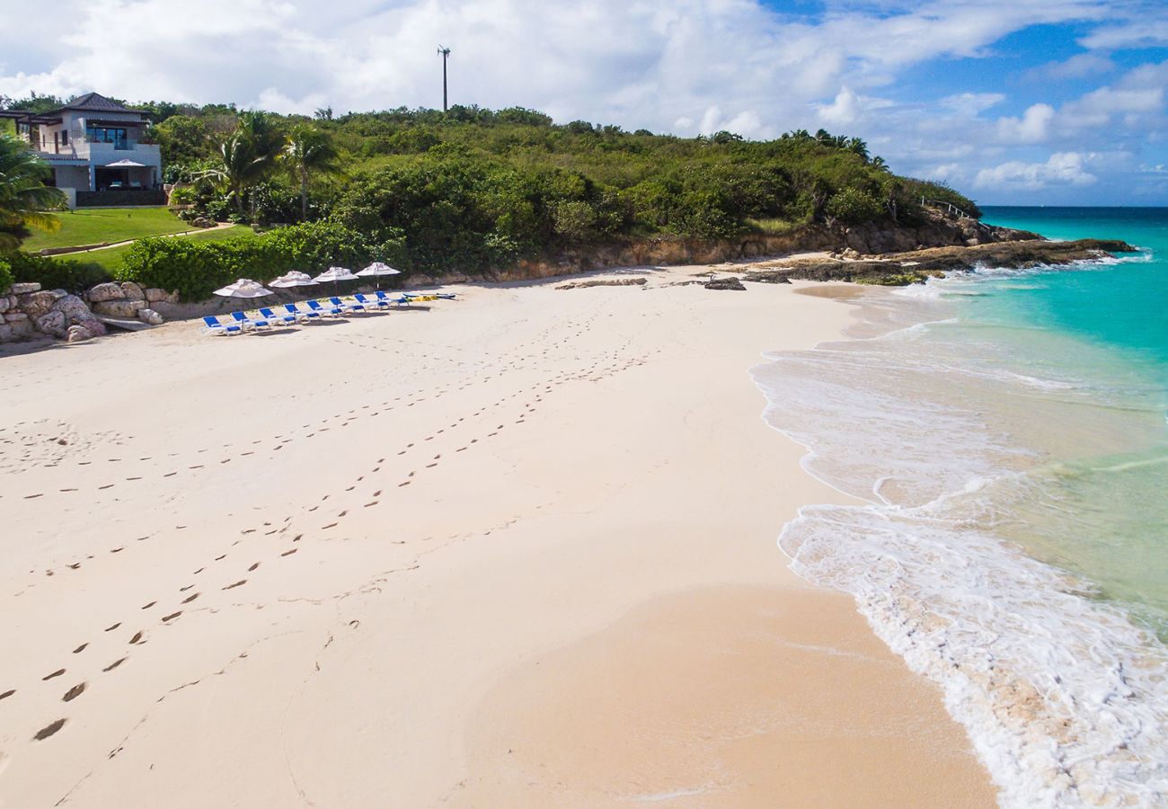 Villa in Long Bay - NEVAEH Anguilla