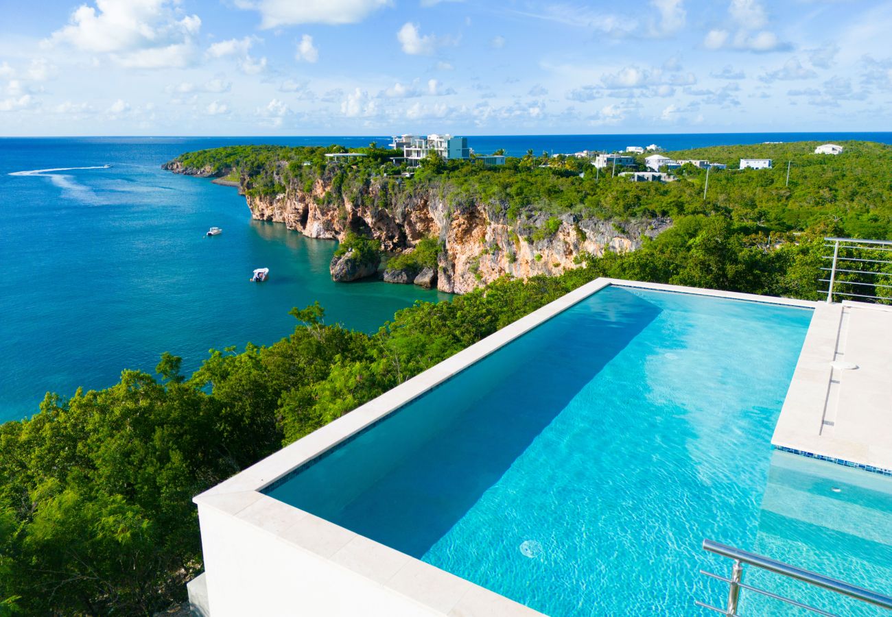 Villa in Little Bay - Little Bay View Villa