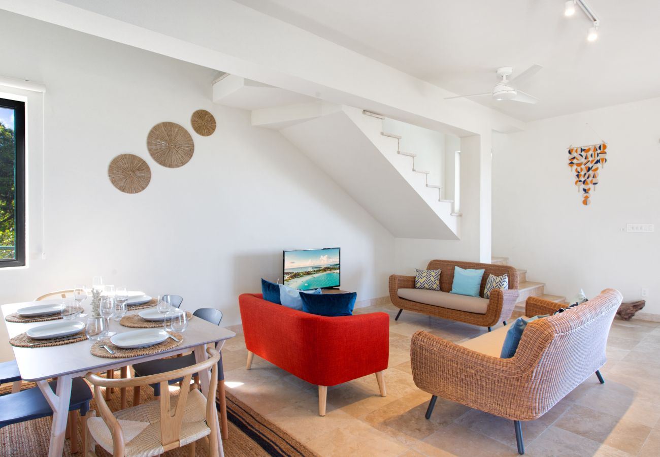 Villa in Little Bay - Little Bay View Villa