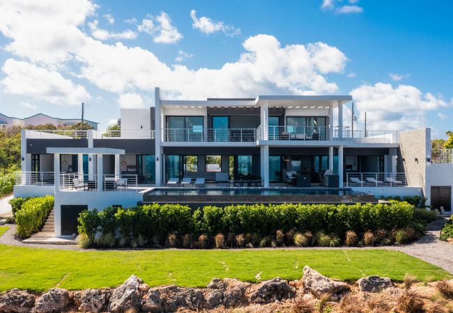 Villa in Black Garden - Reve Noir Anguilla