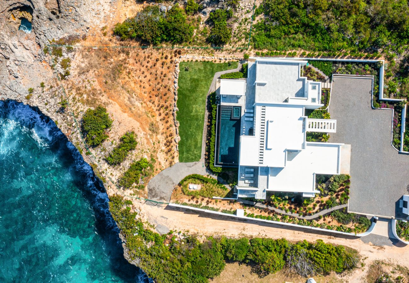 Villa in Black Garden - Reve Noir Anguilla