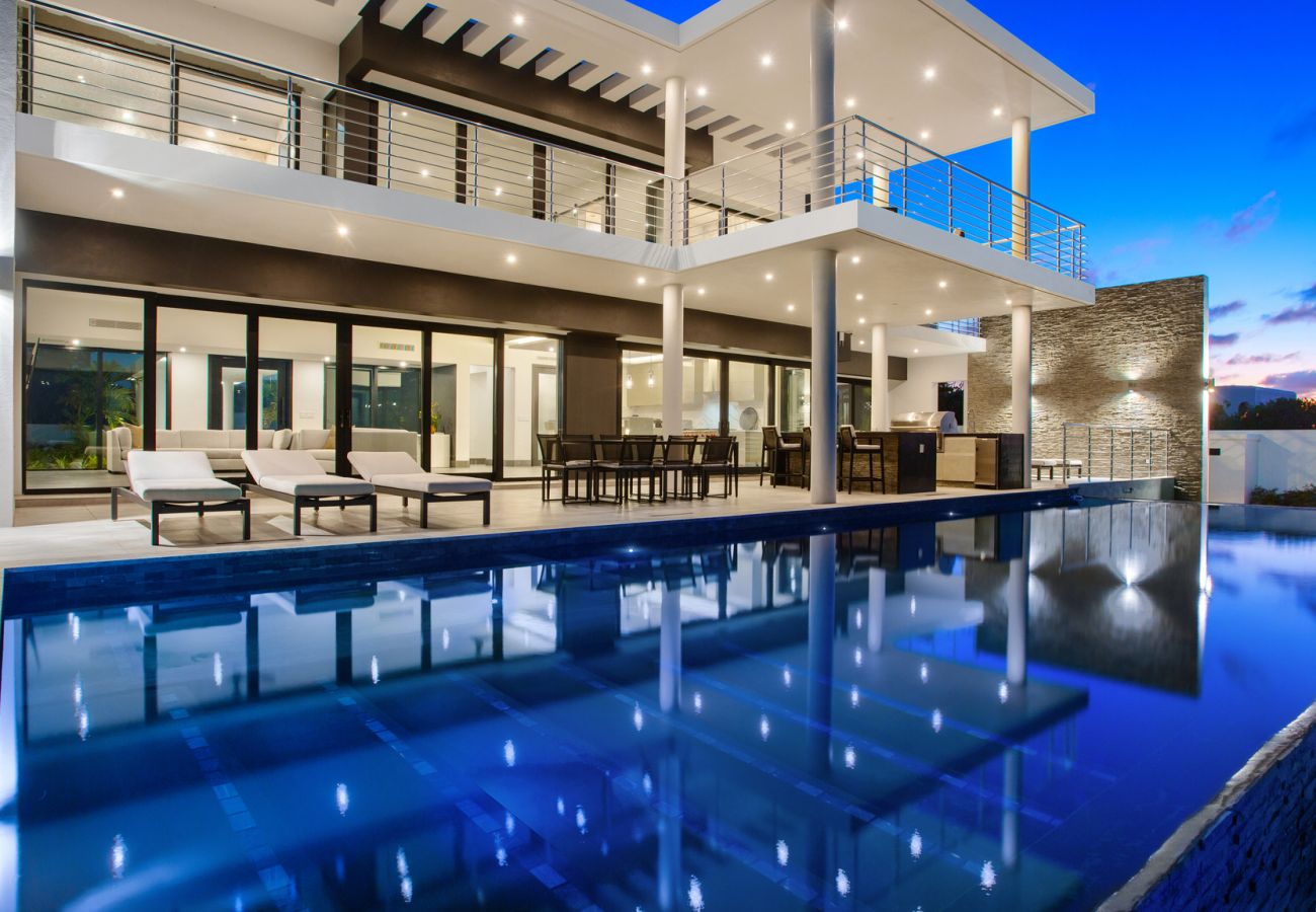 Villa in Black Garden - Reve Noir Anguilla