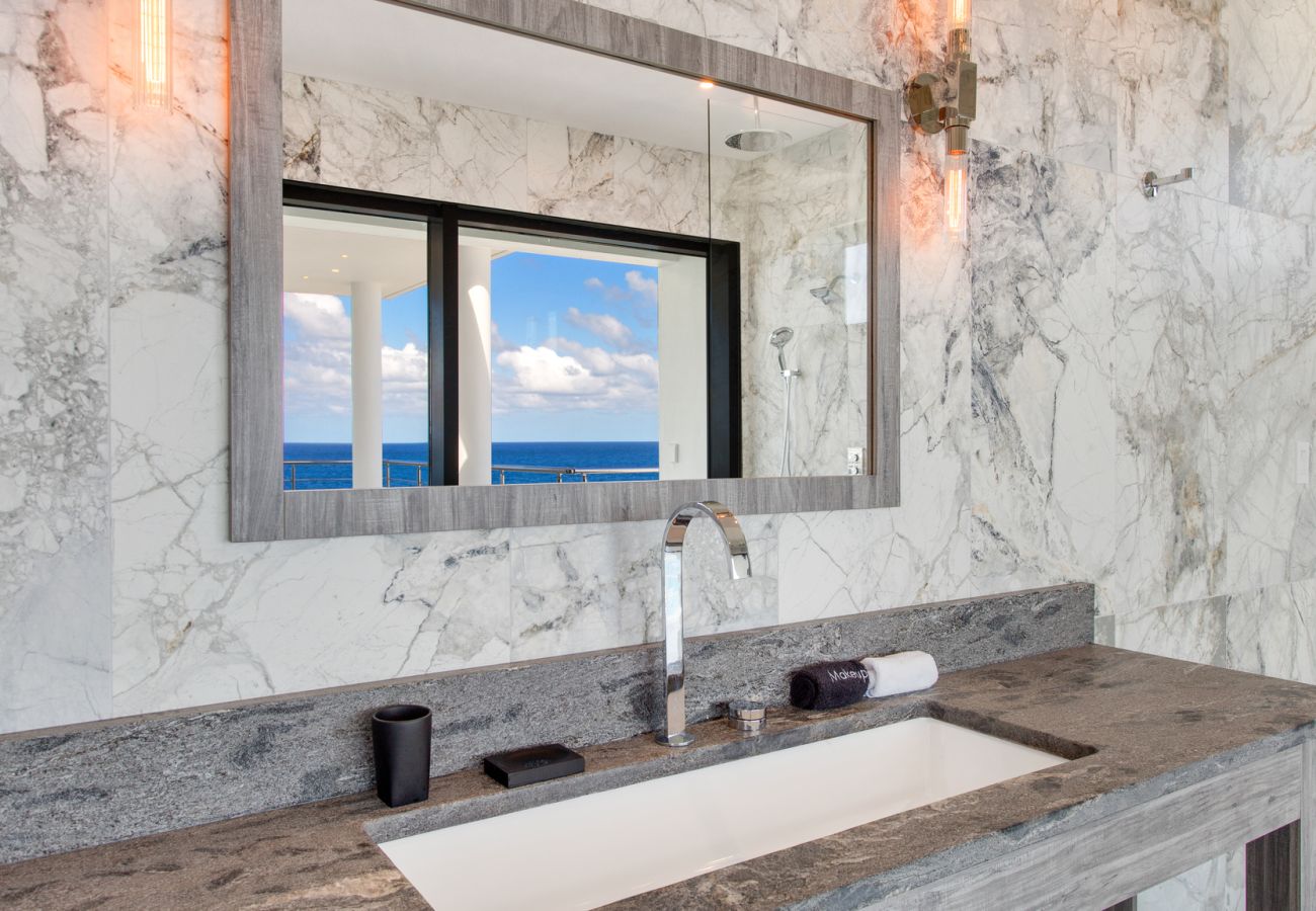 Villa in Black Garden - Reve Noir Anguilla