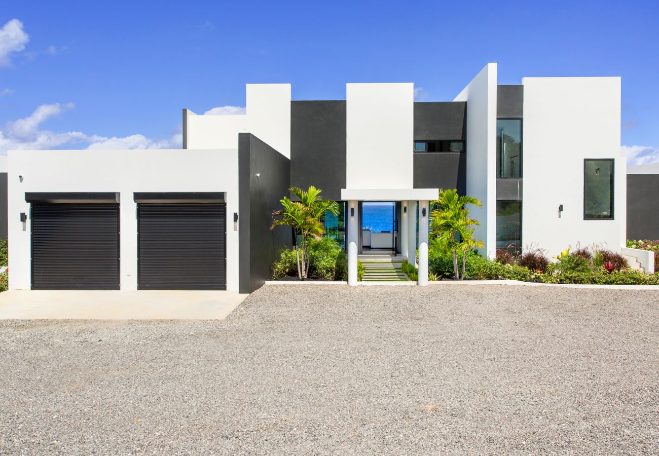 Villa in Black Garden - Reve Noir Anguilla